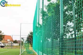 Siatki Bielawa - Siatka ochronna - ogrodzenie boiska sportowego - 8x8, 5mm dla terenów Bielawy